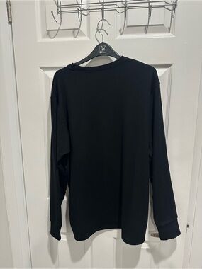 Uniqlo Black Long-Sleeve Crewneck Tee